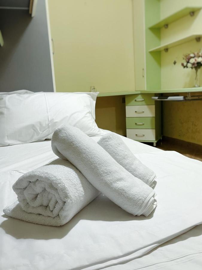 Sunkissed Centre Apartment Vlora Kültér fotó
